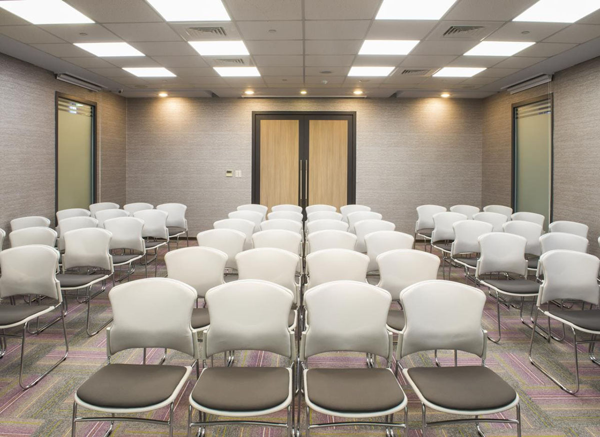 會議室租借-大型會議室 會議室租借-大型會議室
